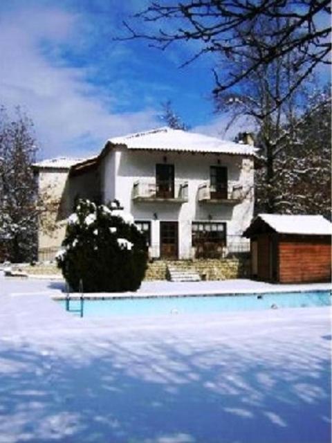 Agrampeli Apartment Mega Chorio Luaran gambar